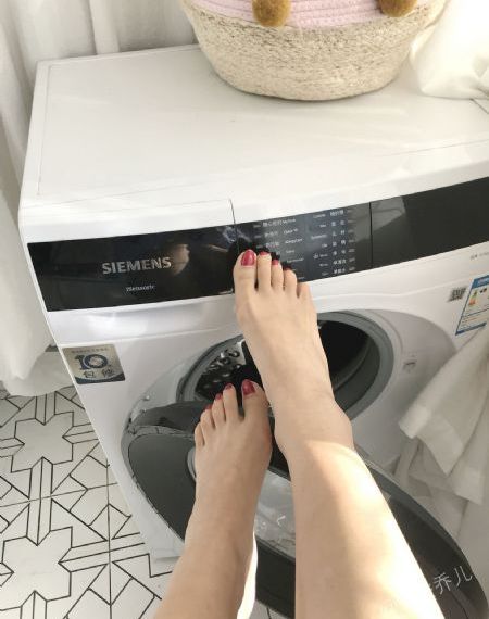男生把美女狂出水视频_DVD视频大全