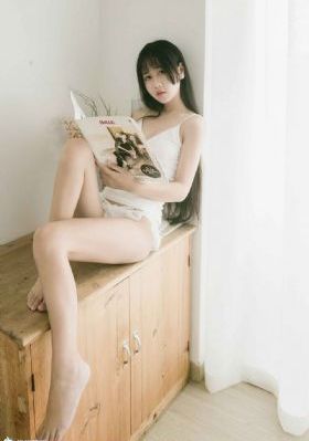 《年轻的秘书》电影_电影未删减版
