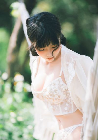 年轻貌美的继牳_高清动漫免费观看
