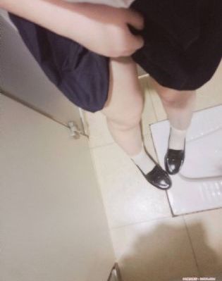 伊人免费观看视频_1080P全集在线观看