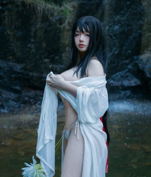 偷香电影免费全集在线观看高清版_720免费观看超清